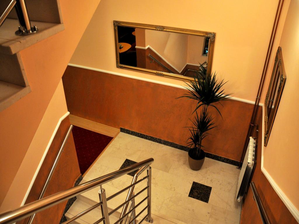 Hotel Arizona Sarajevo Lukavica Exterior foto