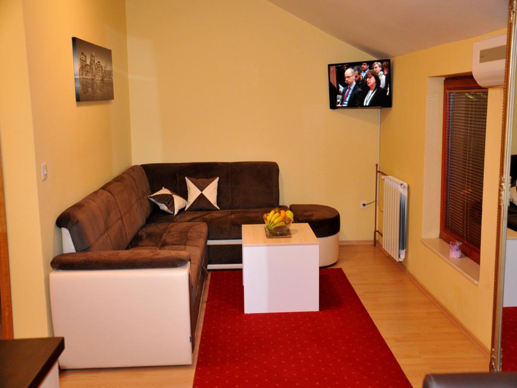 Hotel Arizona Sarajevo Lukavica Zimmer foto